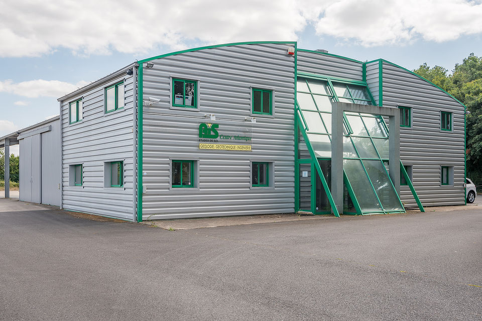 Bâtiment AIS